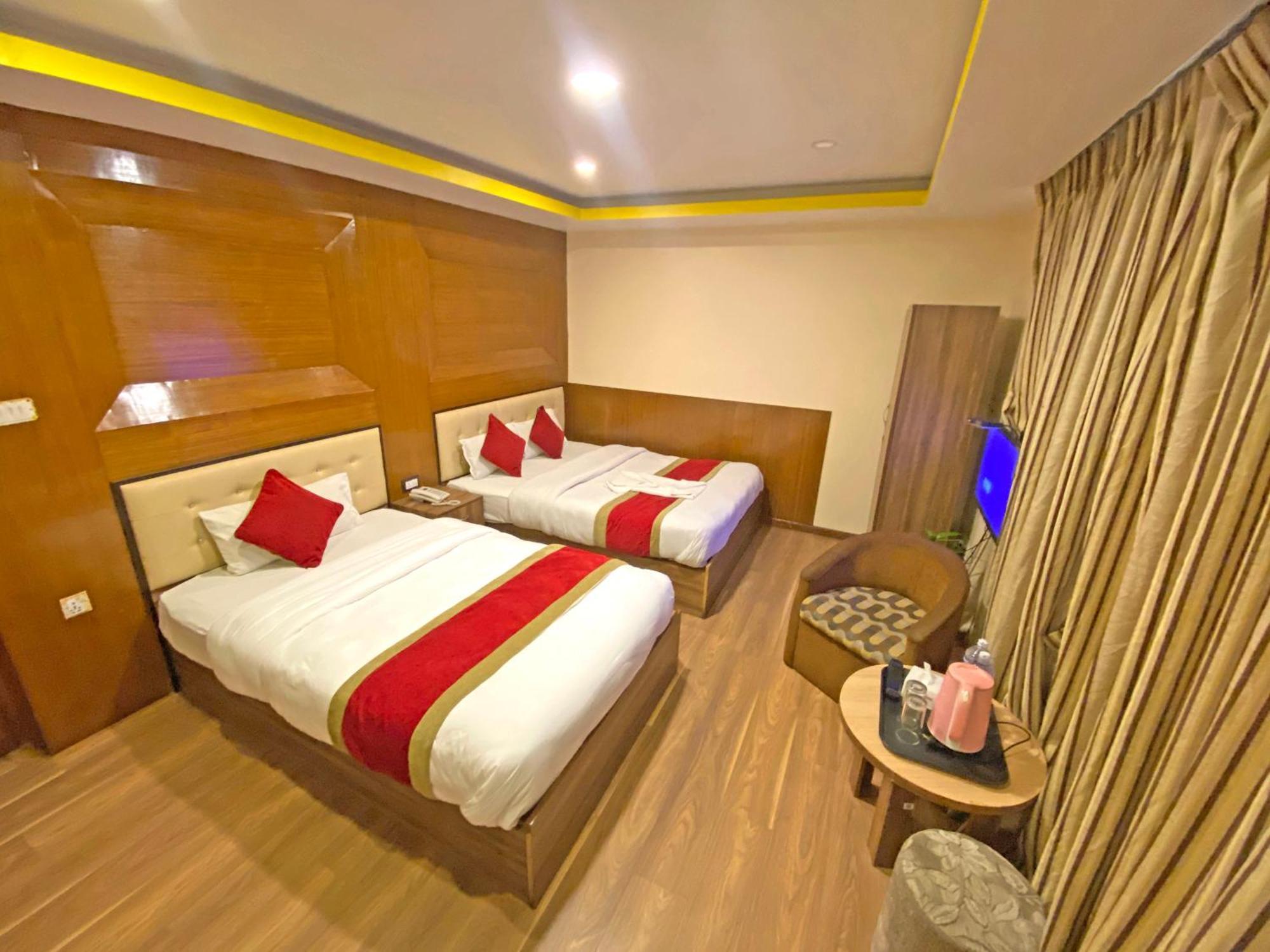 Hotel Airport Holiday Kathmandu Exteriör bild