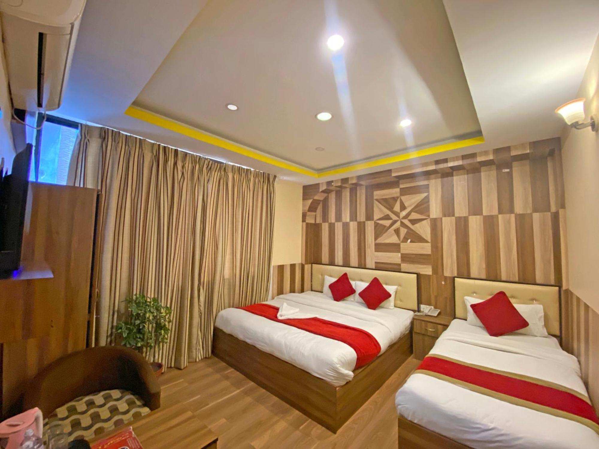 Hotel Airport Holiday Kathmandu Exteriör bild